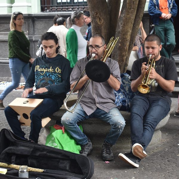 Pura Vida Costa Rica: Musical Hybrids in Central America