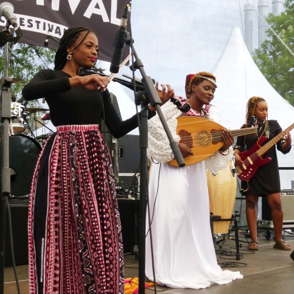 Siti and The Band: Honoring the Roots