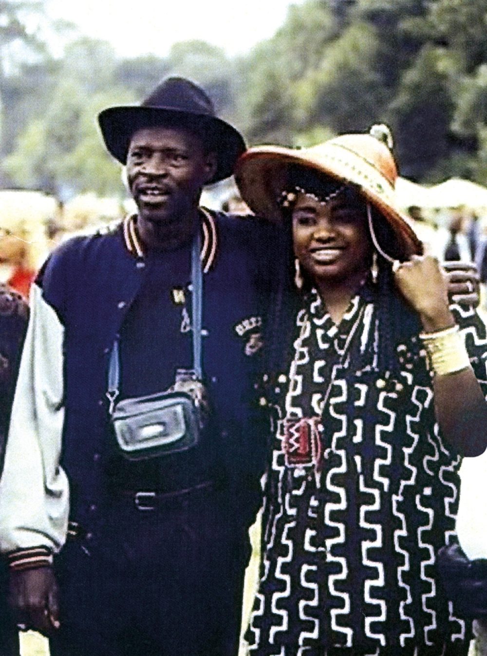 Ali Farka Touré & Oumou Sangaré (Photo by Henriette Kuypers)