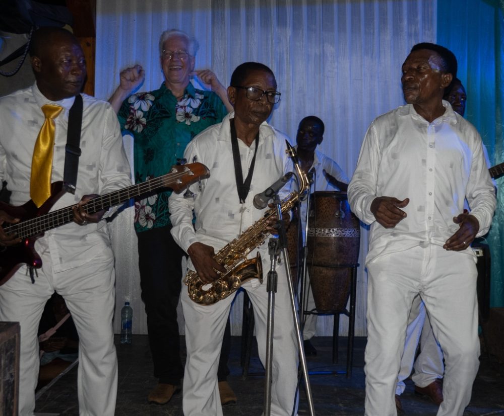 Banning congratulates the band